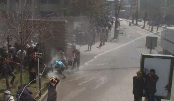 Çalışanları diri diri yakacaklardı - Resim: 2