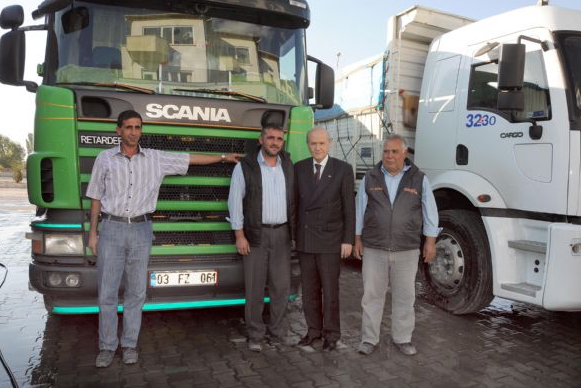 Bahçeli'den kahkahalı kamyoncu sohbeti - Resim: 4