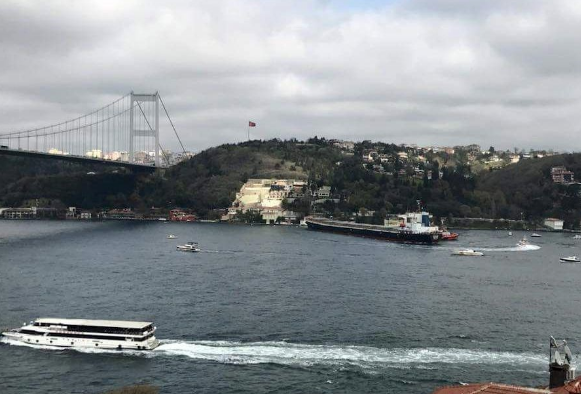 Tarihi yalı kaza sonrası paramparça oldu! - Resim: 1