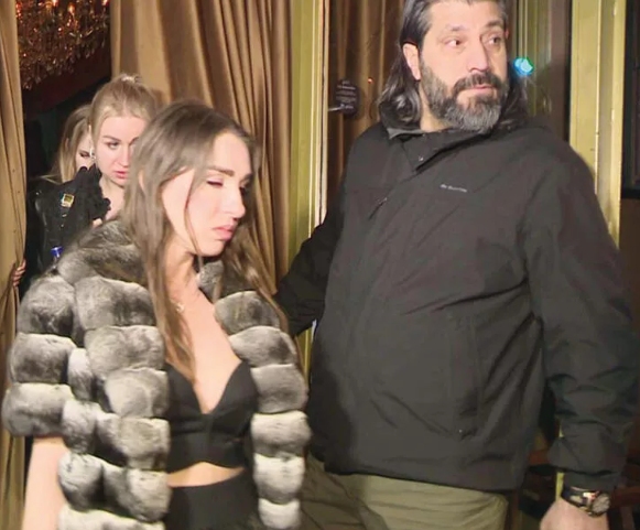 Geceyi 3 güzelle birlikte geçirdi! Mauro Icardi kaçarken düşürdü taraftar da alıp kaçtı - Resim: 4