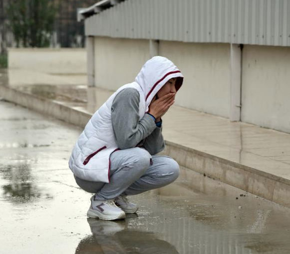 7 aydır aranan genç kız ağaca asılı bir halde bulundu - Resim: 1