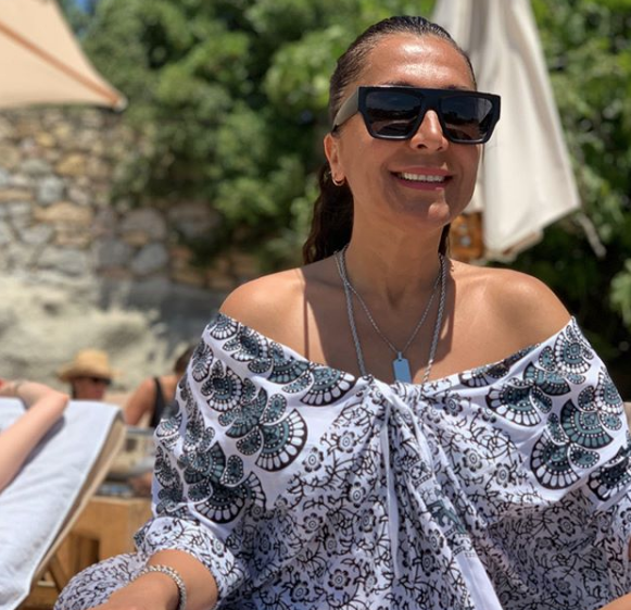 50'ye merdiven dayayan oyuncu Asuman Dabak'ın olay bikinili pozları - Resim: 3