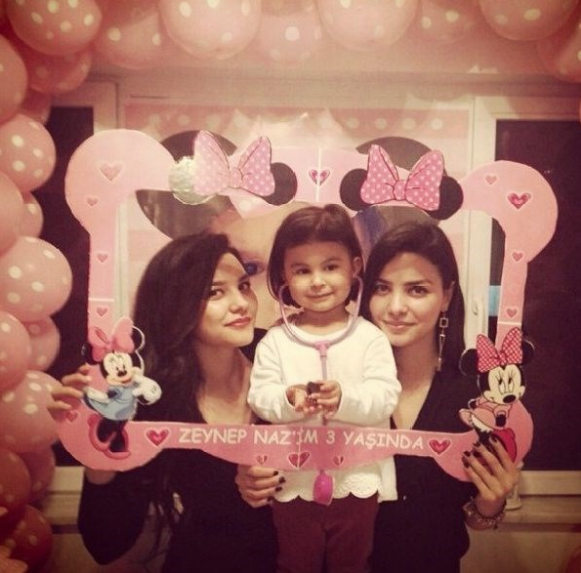 Kara Sevda dizisinin Zeynep'i Hazal Filiz Küçükköse estetikli mi? - Resim: 2