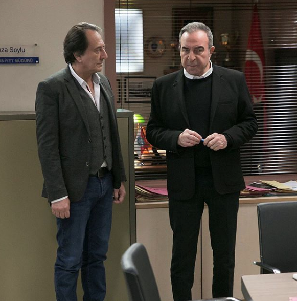 Arka Sokaklar'ın bu tercihi ağızları açık bıraktı yeni oyuncu olay! - Resim: 3