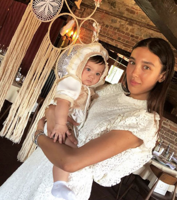 Mini elbisesi olay olmuştu! Berkay'ın eşini çıldırtan yorum - Resim: 4