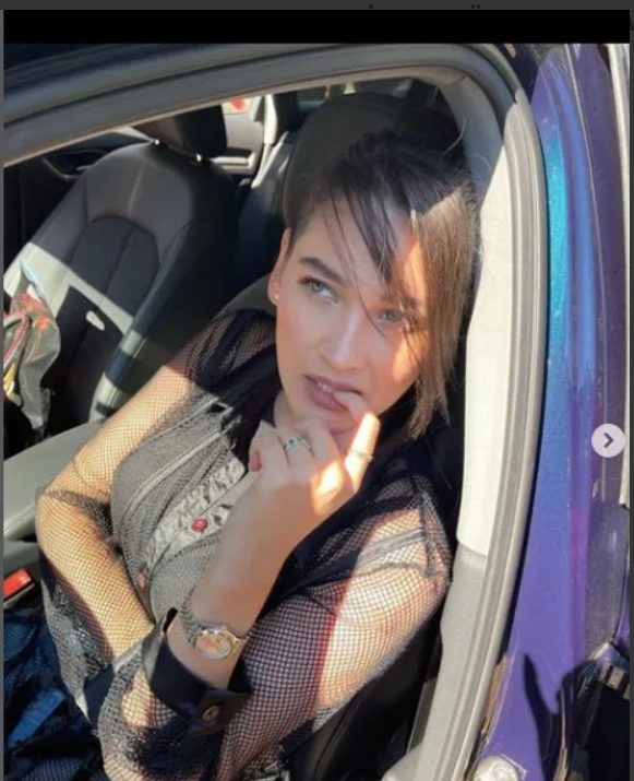 Gülsim Ali beyaz tulumuyla takipçilerini mest etti! 'Senin için kurşun atar kurşun yerim' - Resim: 4