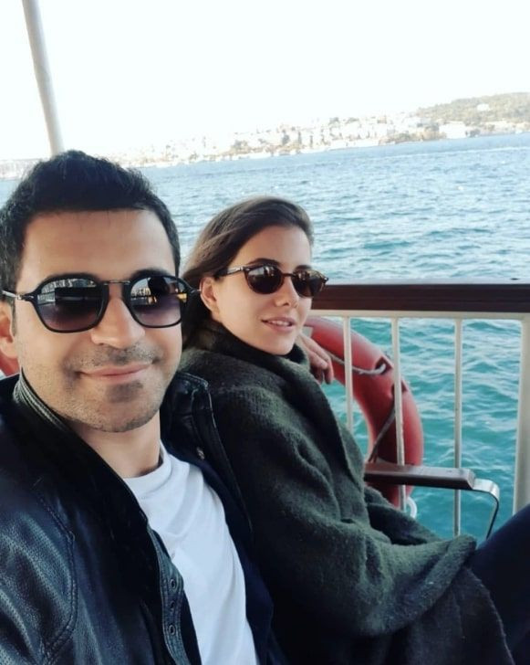 Masumlar Apartmanı'nın Esat'ı Akrep dizisinin yıldızıyla aşk yaşıyor bakın kim - Resim: 3