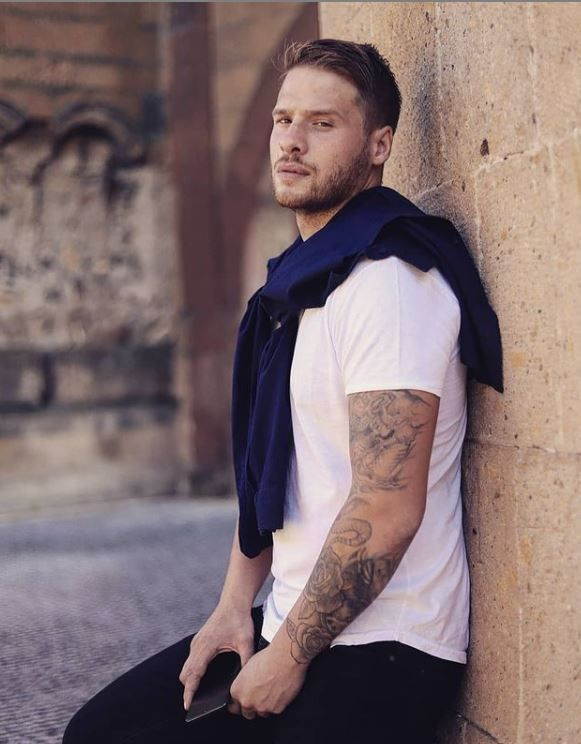 Survivor yarışmacısı Yunus Emre Özden sevgilisini dövdü mü? Olay iddia! - Resim: 1