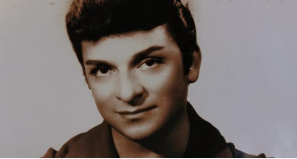 22 yıl önce bugün hayata gözlerini yumdu! İşte Zeki Müren'in hayat hikayesi - Resim: 1