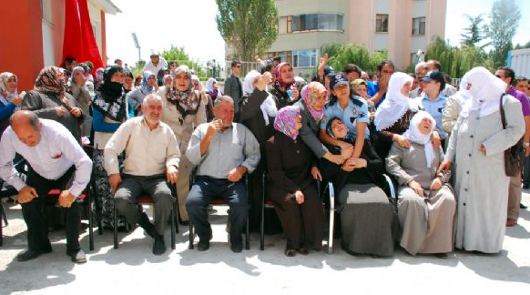 Şehit polis için Kürtçe ağıt! - Resim: 4