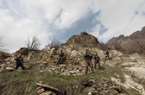 Neye uğradıklarını şaşırdılar! PKK'ya ağır darbe - Resim: 2