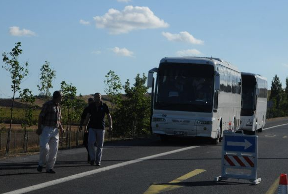 Silivri'ye çıkan otobanlar kapatıldı - Resim: 4