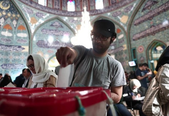 İran seçim sonuçları kim kazanır Ruhani mi Reisi mi? - Resim: 4