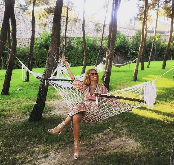 40 yaşındaki Tuğba Özay' 'Doğanın kızı' oldu o fotoğraflar olay yarattı - Resim: 3