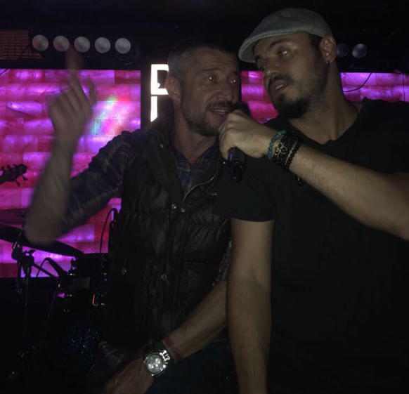 Ayrılık kısa sürdü! El ele göz göze aşk gecesi - Resim: 3