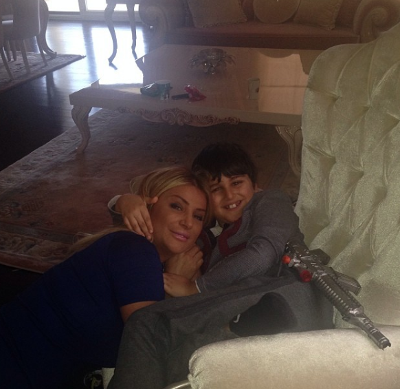 Songül Karlı'nın ilk eşinden oğlu yıllar sonra ortaya çıktı son hali görenleri şaşırttı - Resim: 1