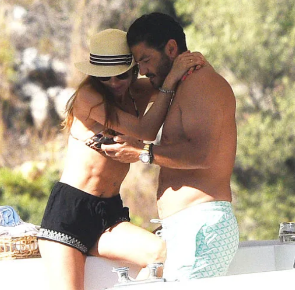 Uğur Akkuş öpücüklere boğdu Ebru Şallı fiziğiyle mest etti - Resim: 2