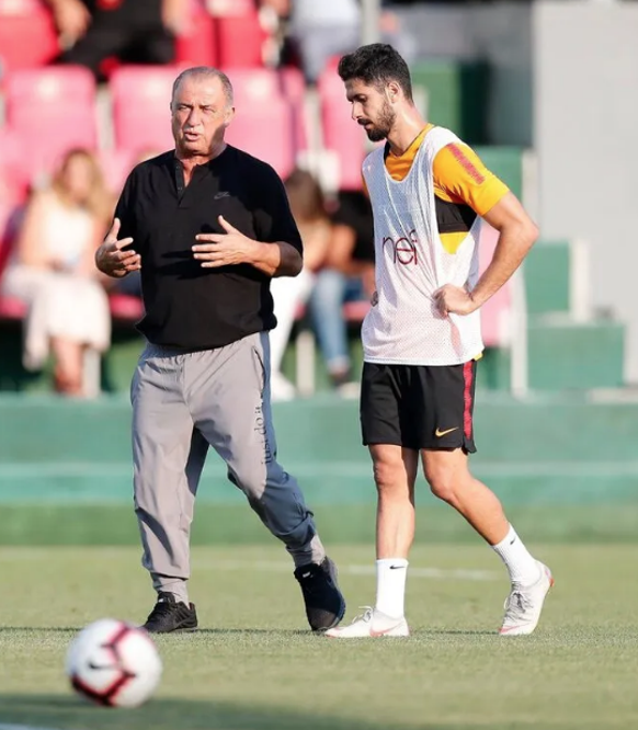 Galatasaray'a Emre Akbaba'dan kötü haber! 2 ay yok - Resim: 1