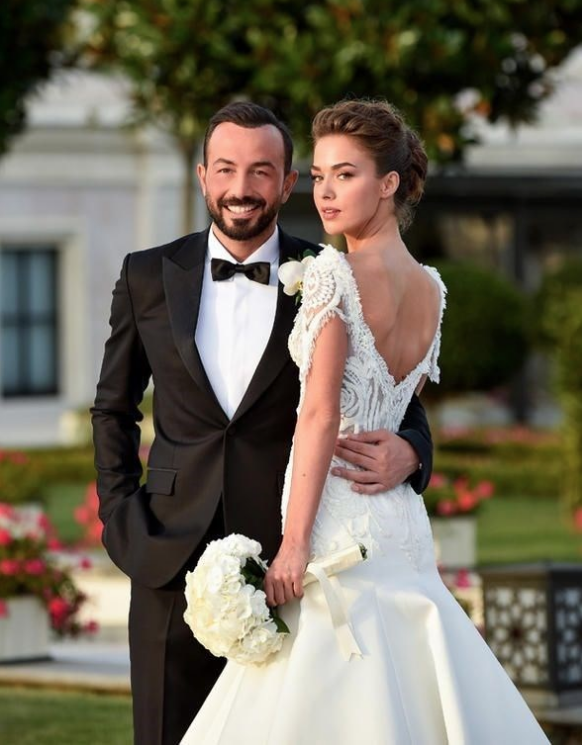 Bensu Soral Hakan Baş çiftinin düğününe ünlü akını! Kimler yok ki... - Resim: 1