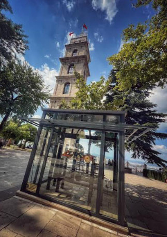 Tarihi Tophane’de zaman tıkır tıkır işliyor - Resim: 2