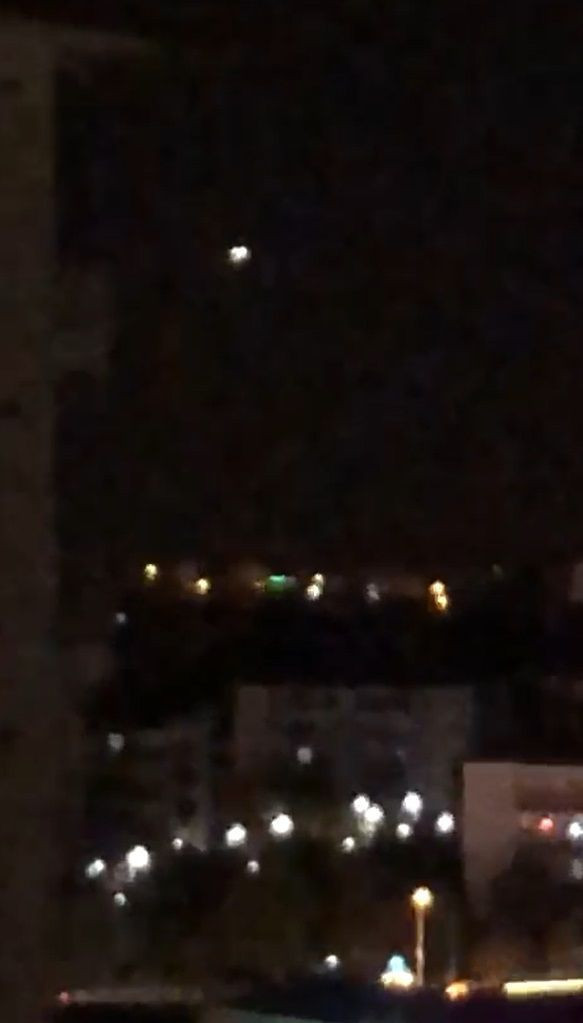 Malatya'da gökyüzünde ışık saçan cismi görüntüledi - Resim: 2