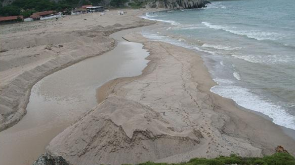 Şile plajları tehdit altında! - Resim: 1