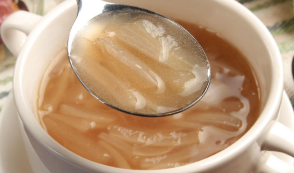 Soğan suyunun hiç bilmediğiniz 7 faydası! Saç derilerini... - Resim: 3