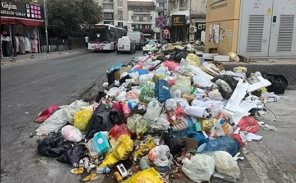 Bakan Işıkhan'dan CHP'li belediyeye 'çöp dağları' tepkisi - Resim: 0