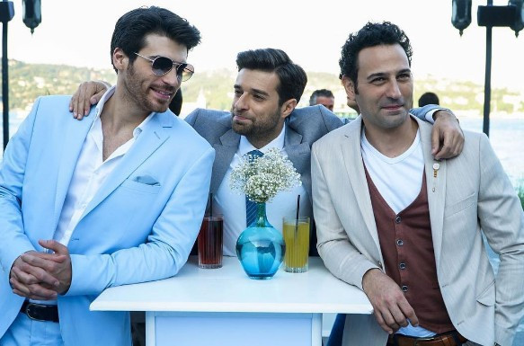 Dolunay'ın Ferit Aslan'ı Can Yaman kimdir okul hayatı bomba - Resim: 2