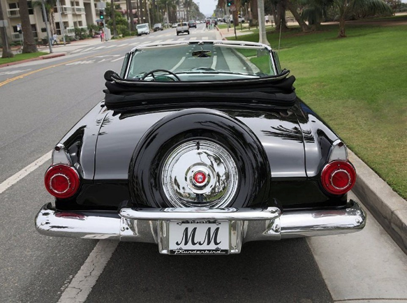 Marilyn Monroe'nun 1956 model Ford Thunderbird arabası satışa çıkıyor - Resim: 3