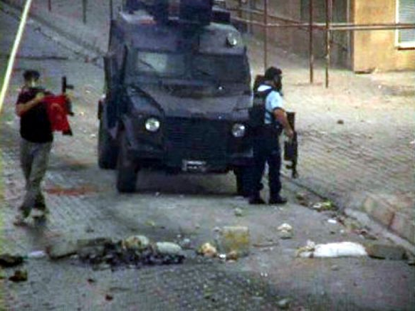 Sülopi savaş alanına döndü - Resim: 4