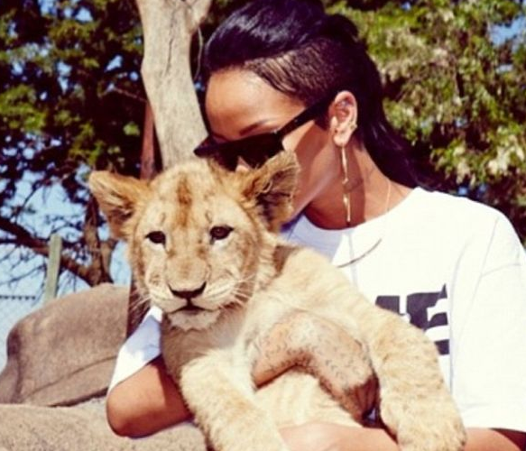 Rihanna'ya çirkin suçlama - Resim: 1