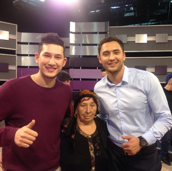 Dünya 78 yaşındaki rapçi nineyi konuşuyor Mariam Amrayeva'ya tanışın - Resim: 4