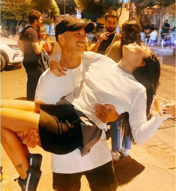 Rıza Kocaoğlu aşkı buldu! Bakın sevgilisi hangi ünlü çıktı... - Resim: 2