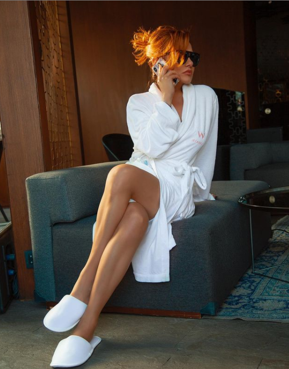 Deniz Seki'den bornozlu poz pazar modumuz budur! - Resim: 2