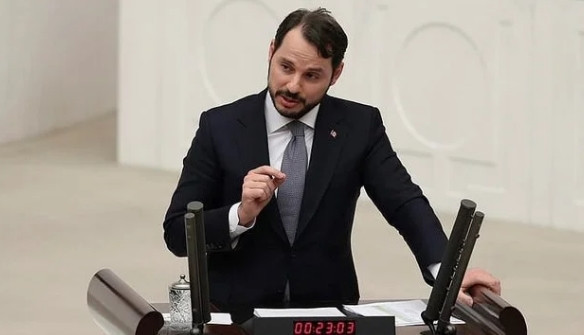 Türk siyasetçilerin tuttuğu takımlar belli oldu! Bakın kim hangi takımlı çıktı - Resim: 39