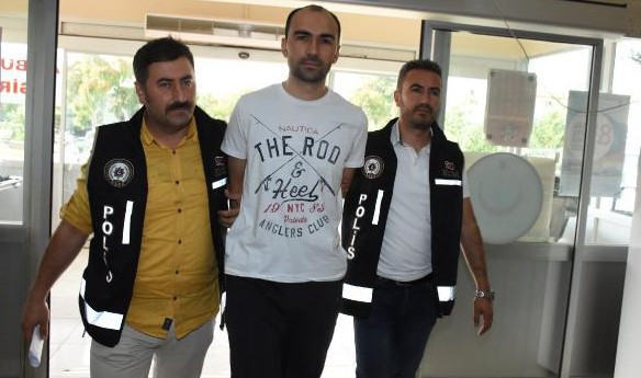 FETÖ'nün 'Gaybubet' evlerine baskın yakalananlara bakın! - Resim: 2