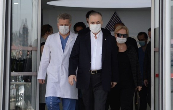 Galatasaray'da son dakika haberi! Başkan Mustafa Cengiz mide kanaması geçirdi - Resim: 0