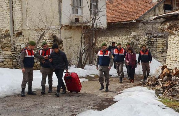 2'si kız 2'si erkek 4 çocuk 10 gün sonra böyle bulundu - Resim: 1