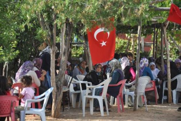 Şehitlerimiz son yolculuğuna uğurlandı - Resim: 4