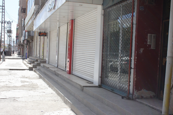 Yüksekova'da kepenkler açılmadı - Resim: 1