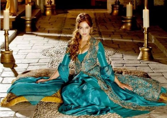 Dizilerin en seksi kadınları! Tüm gözler onlarda - Resim: 4