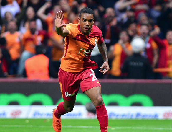 Galatasaray eski yıldızını takıma geri almak için harekete geçti - Resim: 0