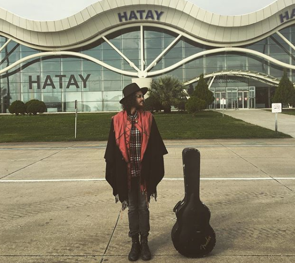 O Ses Türkiye şampiyonu Emre Sertkaya yıllar sonra o dizide ortaya çıktı - Resim: 4