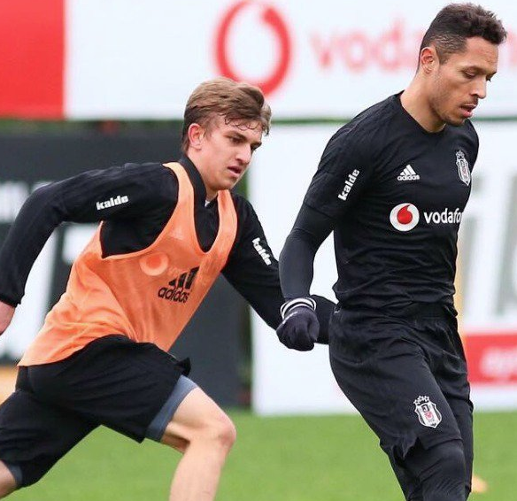 Beşiktaş'ta deprem! 'Sakatım' deyip deplasmana gitmedi - Resim: 4