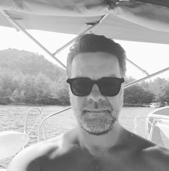 Herkes merak ediyordu 'Beyaz hayatta evlenemez çünkü...' - Resim: 1