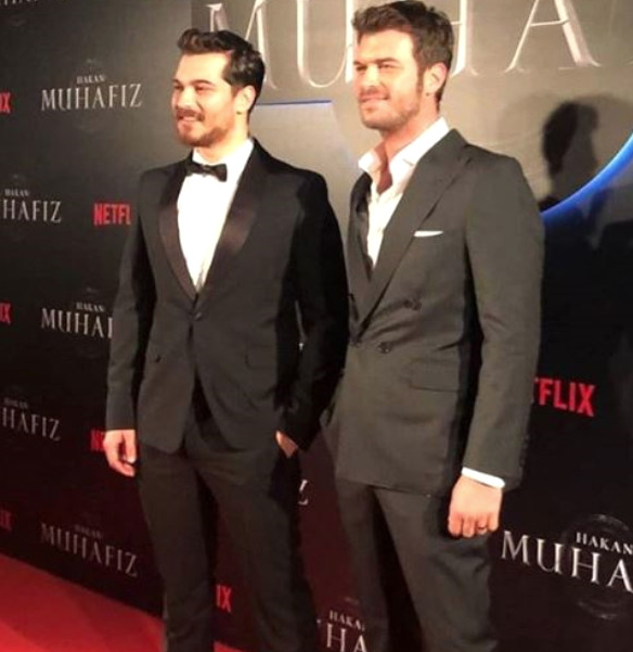 Çağatay Ulusoy'la ateşli sevişme sahnesi sonrası bomba itiraf: Çok rahattım - Resim: 1