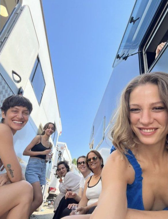 Tanju Özcan, Serenay Sarıkaya’yı gazoz içmeye davet etti! 'Gazozumuz meşhurdur' - Resim: 4