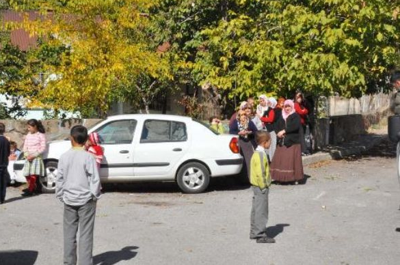 Şehit cenazesine damga vuran sözler! - Resim: 3