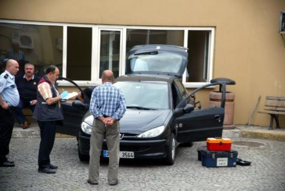 Boğaziçi Köprüsü'nden atladı - Resim: 3